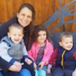 Meet your Posher, Lauren